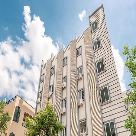 Living Homes Azura- Gachibowli, Near Dps Gachibowli, Hyderabad Eksteriør bilde
